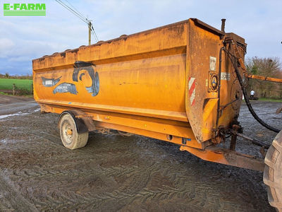 E-FARM: Lucas qualimix 200 - Mixer feeder - id TGLQXBK - €7,500 - Year of construction: 2008 - France