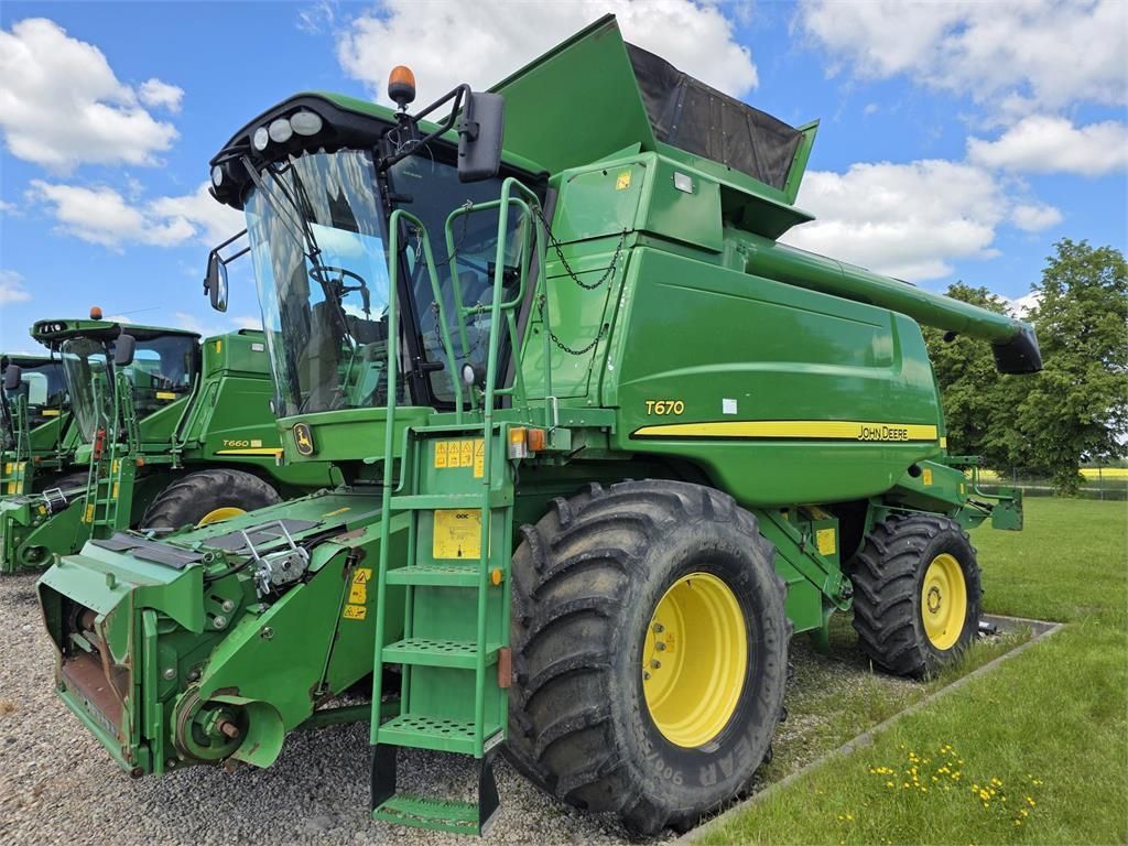 John Deere T 670 Κομπίνα 74.000 €