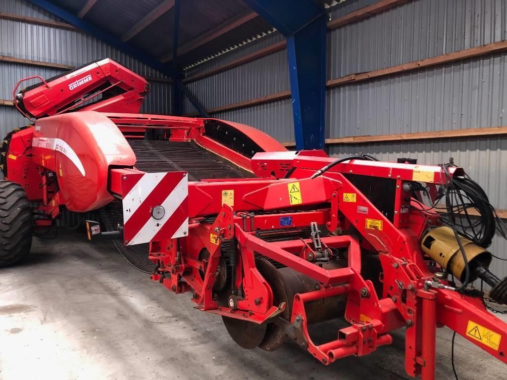 E-FARM: Grimme gz 1700 - Arracheuse de pomme de terre - id IE8WDF2 - 23 462 € - Année: 2004 - Danemark
