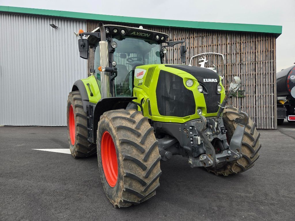 E-FARM: Claas Axion 800 - Traktor - id FUR7EFM - 92.000 € - Produktionsår: 2022 - Motortimer: 3.084,Motoreffekt (HP): 195,Frankrig