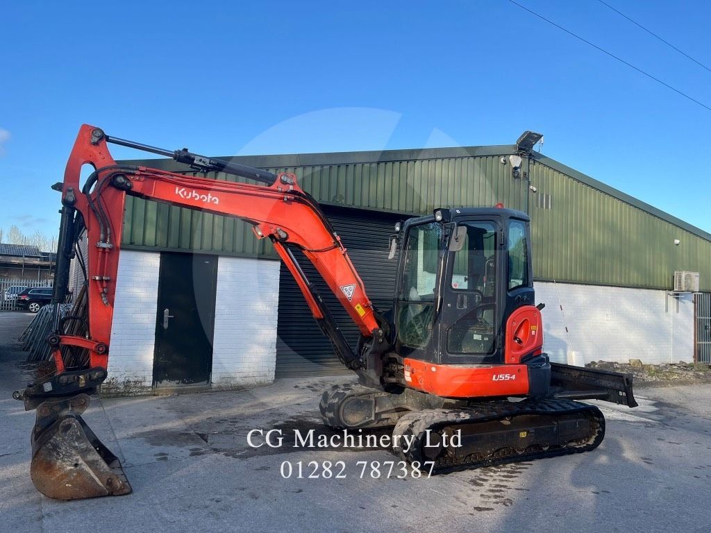 Kubota U55-4 Mini excavator €23,068