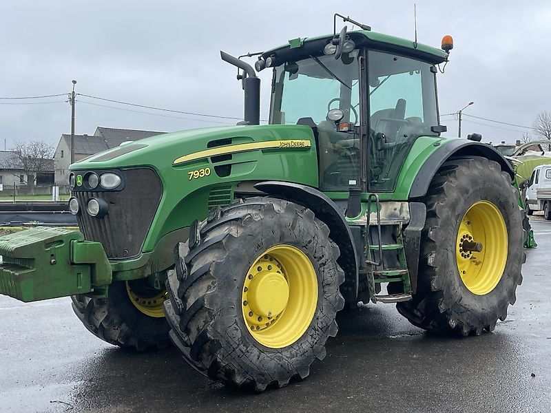 John Deere 7930 Traktor 41 513 €