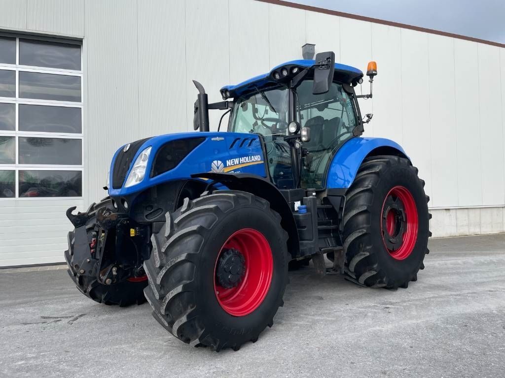 New Holland T7.270 Трактор 109 900 €