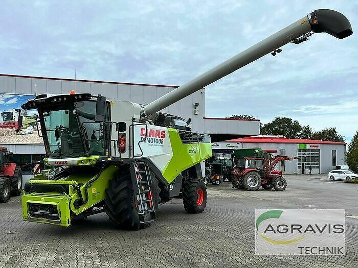E-FARM: Claas Trion 730 - Kombajn zbożowy - id XYB5BPS - Rok produkcji: 2023 - Motogodziny: 213,Moc silnika: 408,Niemcy