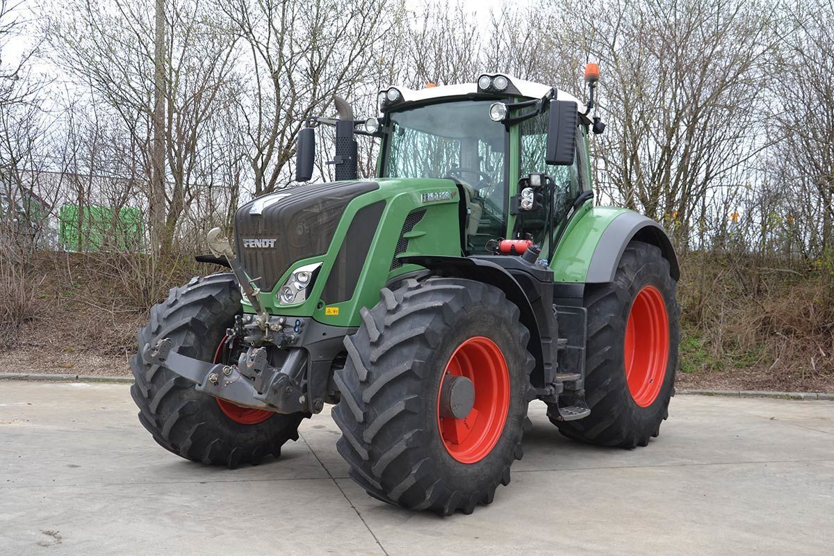 E-FARM: Fendt 828 Vario Profi - Tractor - id 53NGPFG - €115,000 - Year of construction: 2016 - Engine hours: 7,000,Belgium