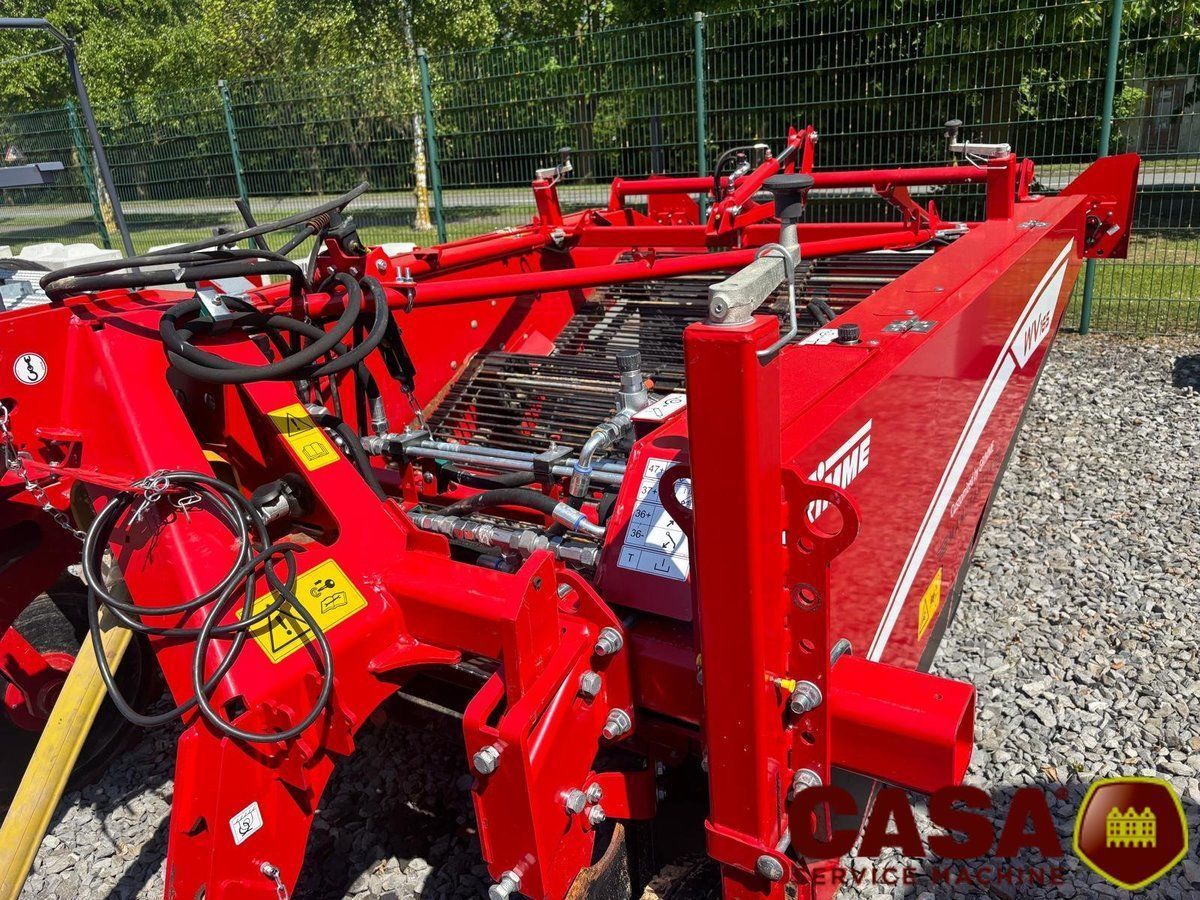 E-FARM: Grimme wv 165 - Arracheuse de pomme de terre - id ZMSGTSF - 24 700 € - Année: 2024 - France