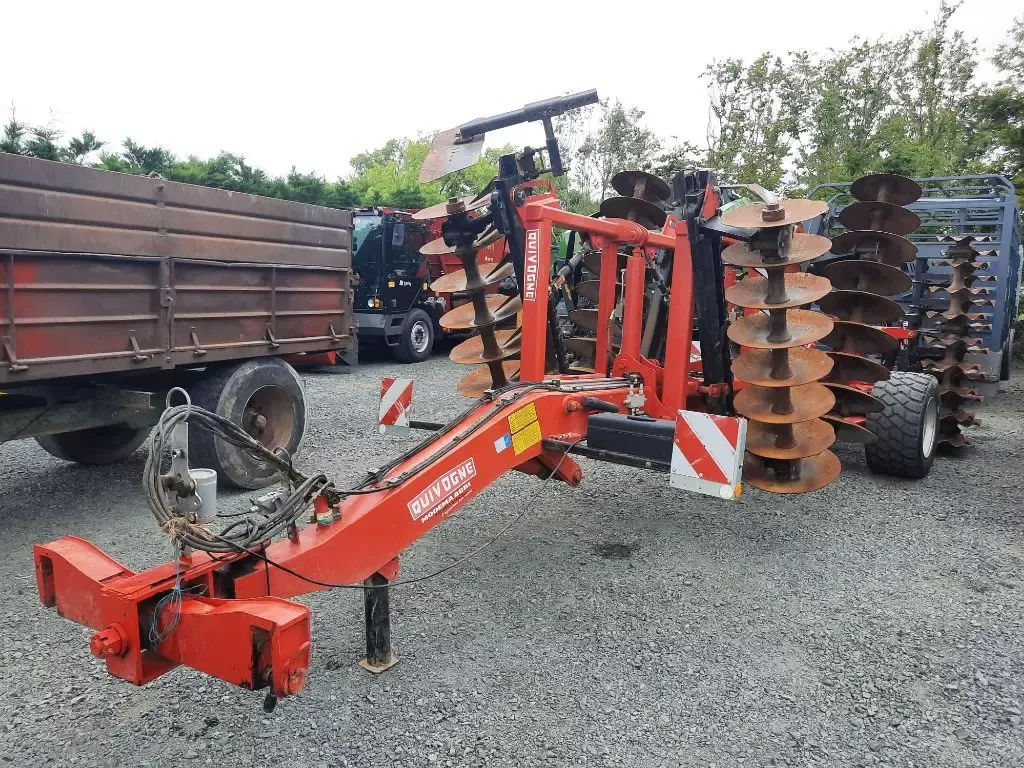 E-FARM: Quivogne 2020 - Herse à disques et disque compact - id LSUWFGF - 18 000 € - Année: 2020 - France