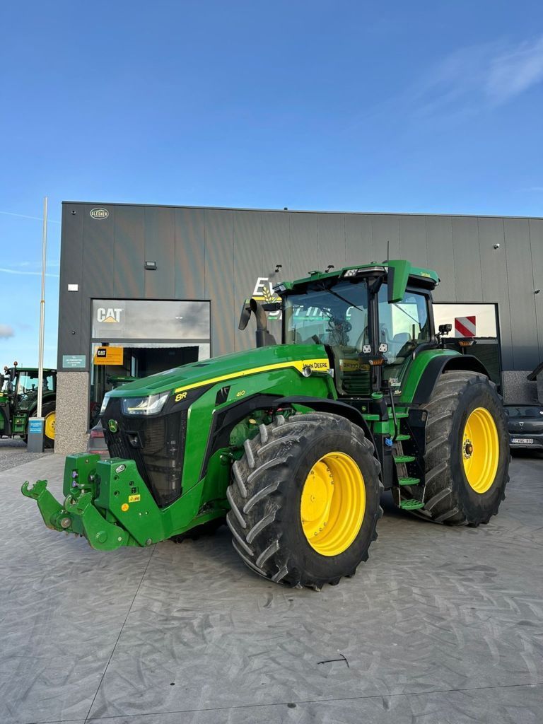 John Deere 8R 410 Tractor €223,000