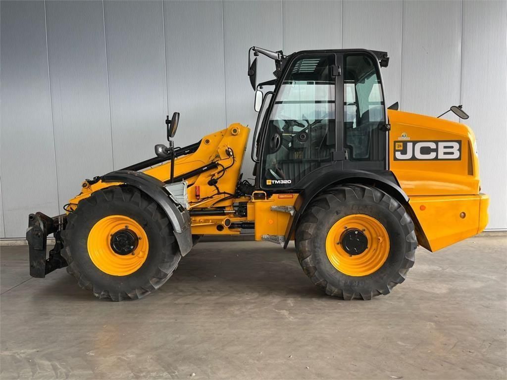 JCB tm 320 agri Chargeuse sur pneus 67 000 €