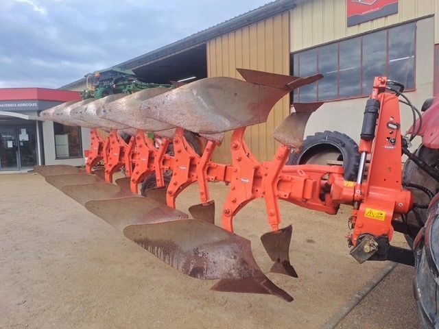 Kuhn multimaster 153 Άροτρο 15.000 €