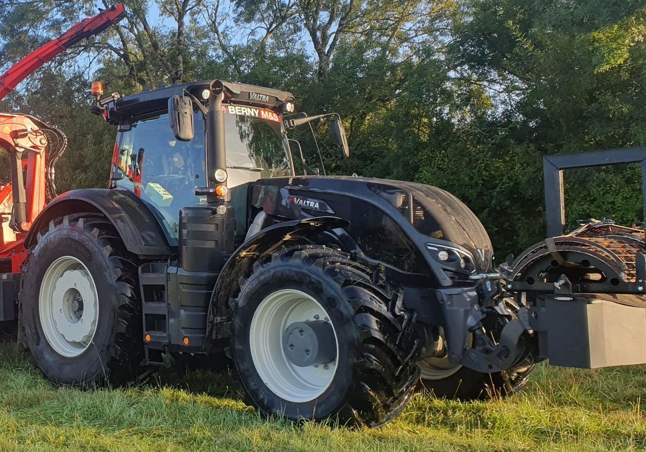 Valtra S 394 Traktor 115.000 €
