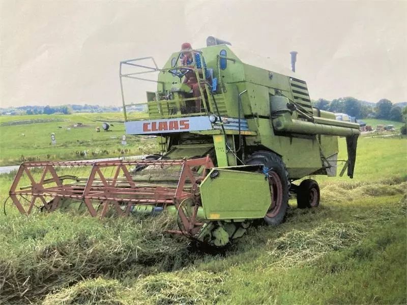 E-FARM: Claas mercator 75 - Combină de recoltat - id DUBUYMI - 3.887 EUR - Anul: 1977 - Danemarca