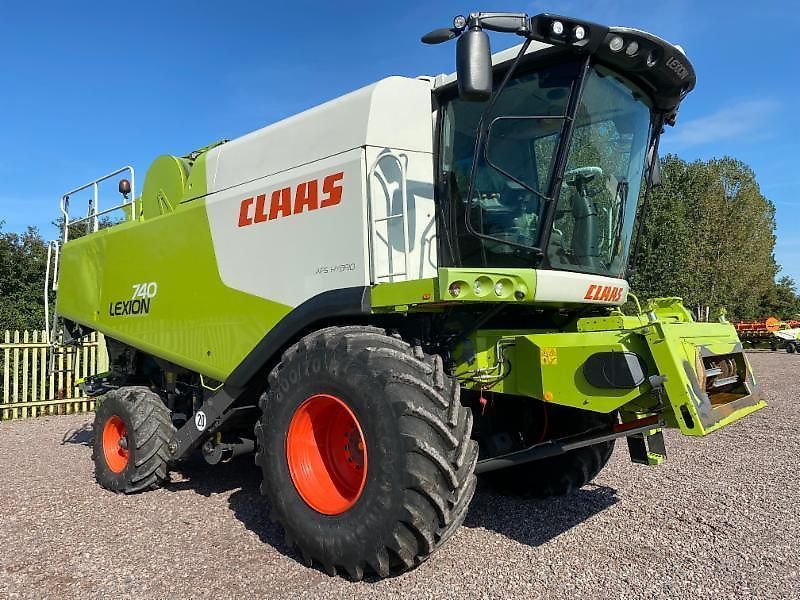 E-FARM: Claas Lexion 740 - Cosechadora - id RCXNIBN - Año: 2011 - Horas: 3172,Potencia del motor: 391,Alemania