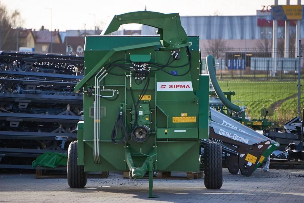 E-FARM: Sipma kruk rb1500 bale shredder, feeder, hay spreader - Topper - id SKNGBUS - 17.290 € - Baujahr: 2021 - Polen