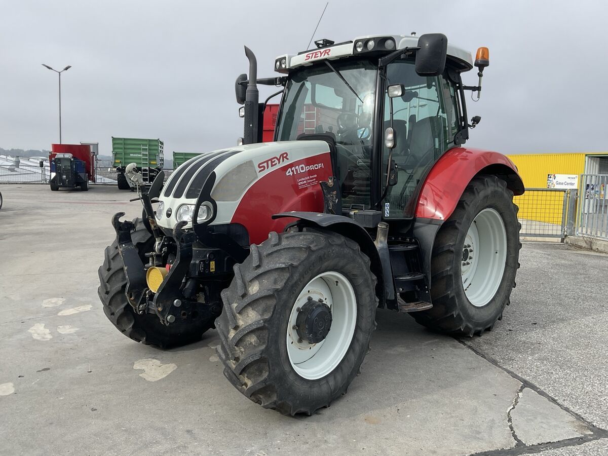 Steyr 4110 Profi Traktor 54.917 €