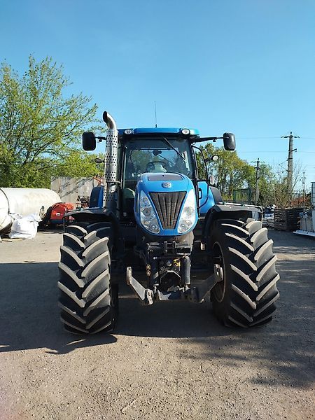New Holland T 7050 Traktor 48 000 EUR