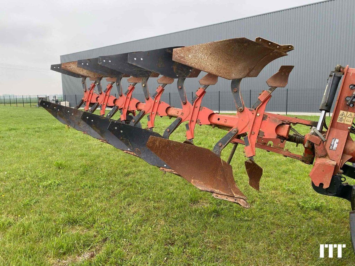 E-FARM: GREGOIRE BESSON rc 47 - Charrue - id FRJSFQB - 6 000 € - Année: 2007 - France