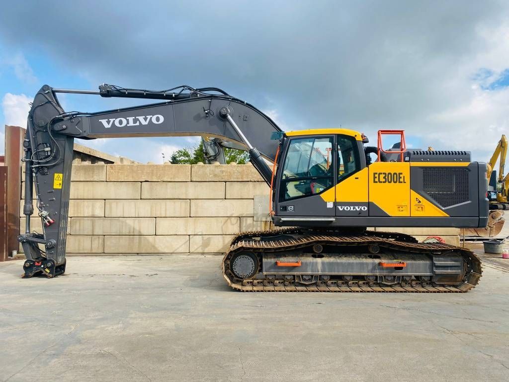 VOLVO ec 300 el Escavatore cingolato 194.000 €