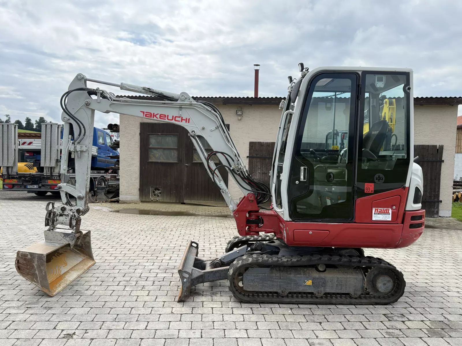 Takeuchi TB 230 Minibagger 28.900 €