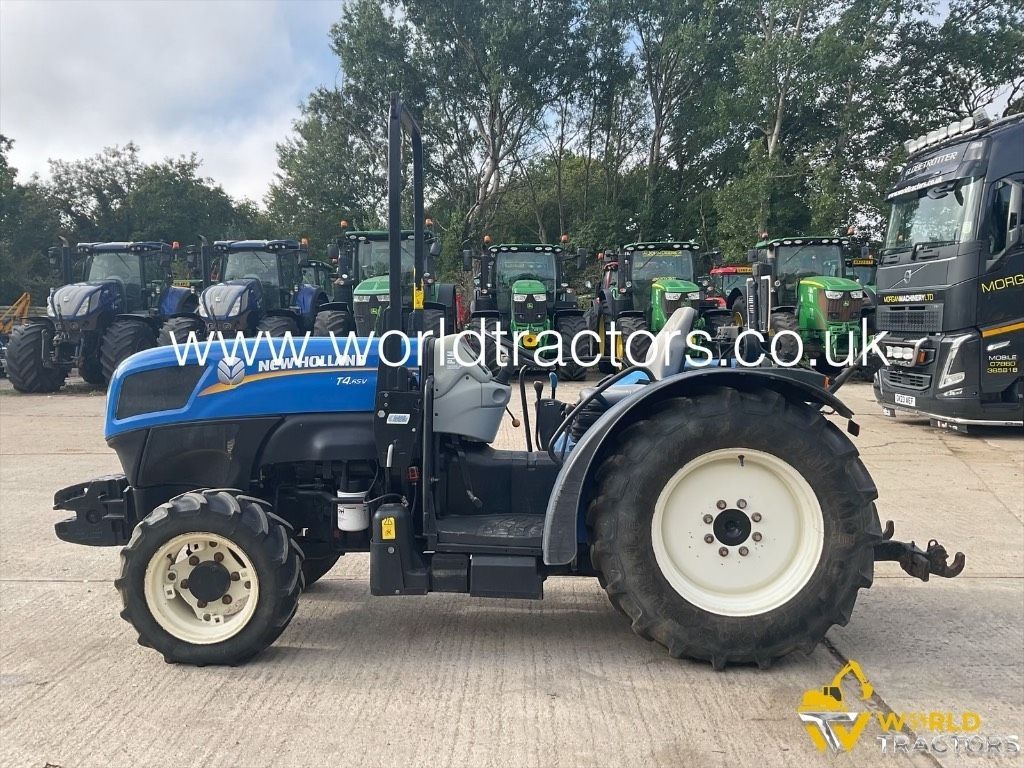 New Holland T4.65 V Traktor 20 248 €