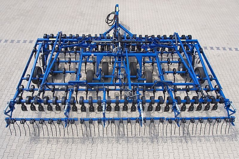 E-FARM: Rolmako vibro star u 445 - 8,0 m hp - Magágy előkészítés - id RTUPSFS - 16 670 EUR - Gyártási év: 2023 - Németország