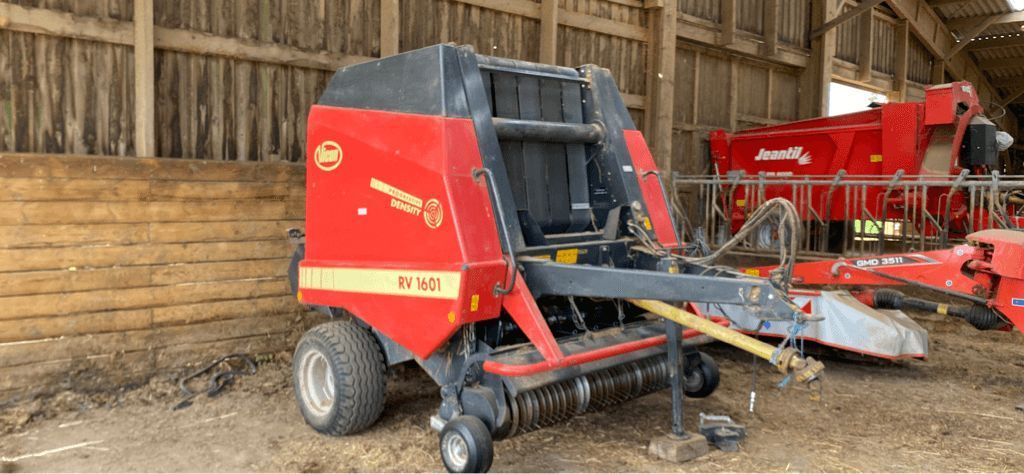 E-FARM: Vicon RV 1601 - Balownica - id 8W9LI7X - 7500 € - Rok produkcji: 2001 - Francja