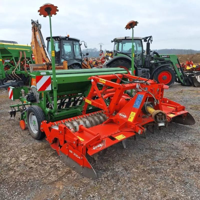E-FARM: Kuhn amazone d9 3000super - Semoir - id HLHFQQB - 21 500 € - Année: 2010 - France