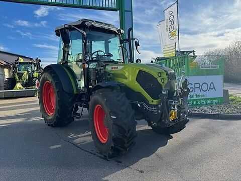 E-FARM: Claas Axos 240 - Traktori - id SEQ1VVF - Godina proizvodnje: 2023 - Radni sati motora: 2,Snaga motora (KS): 98,Nemačka