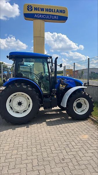 E-FARM: New Holland T5.100 - Tracteur - id BTTJ7YP - 48 000 € - Année: 2023 - Lecture du nombre d'heure: 54,Puissance du moteur (chevaux): 99,Allemagne