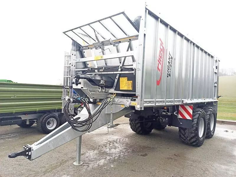 E-FARM: Fliegl asw 271 compact fox abschiebewagen - Transport du fourrage - id EGJ3HHN - 44 083 € - Autriche