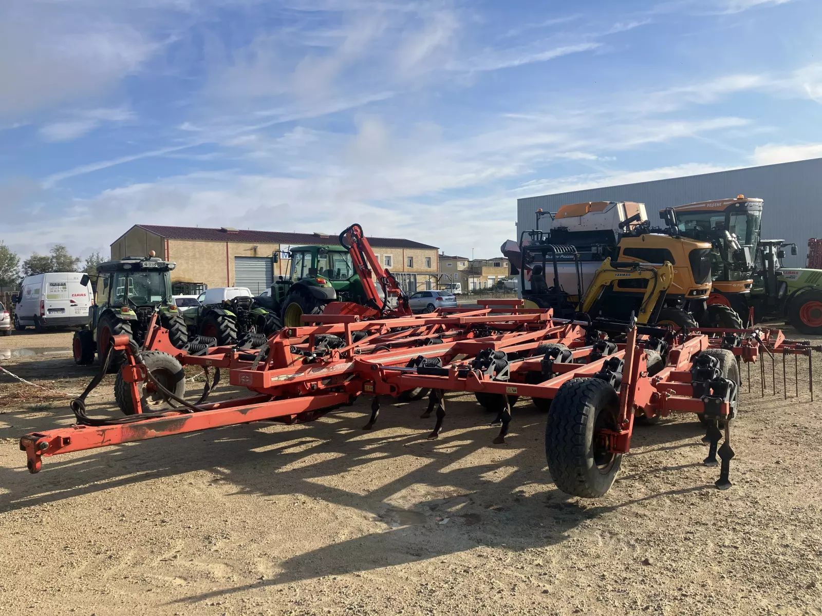 E-FARM: GREGOIRE BESSON dechaumeur eurocult - Cultivateur - id YW8SN2N - 28 000 € - France