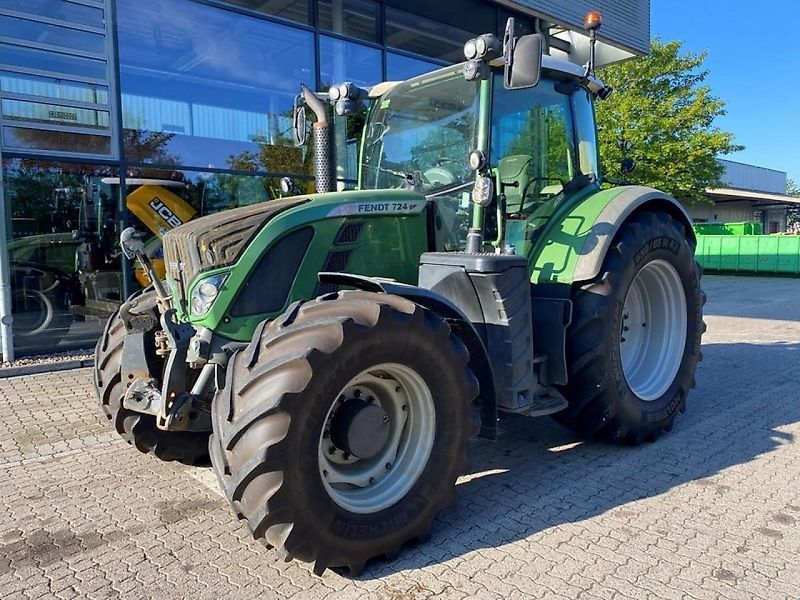 Fendt 724 Vario Трактор 67 500 €