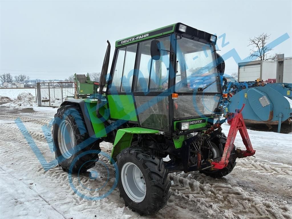 Deutz intrac 2004 Tractor 16.800 €