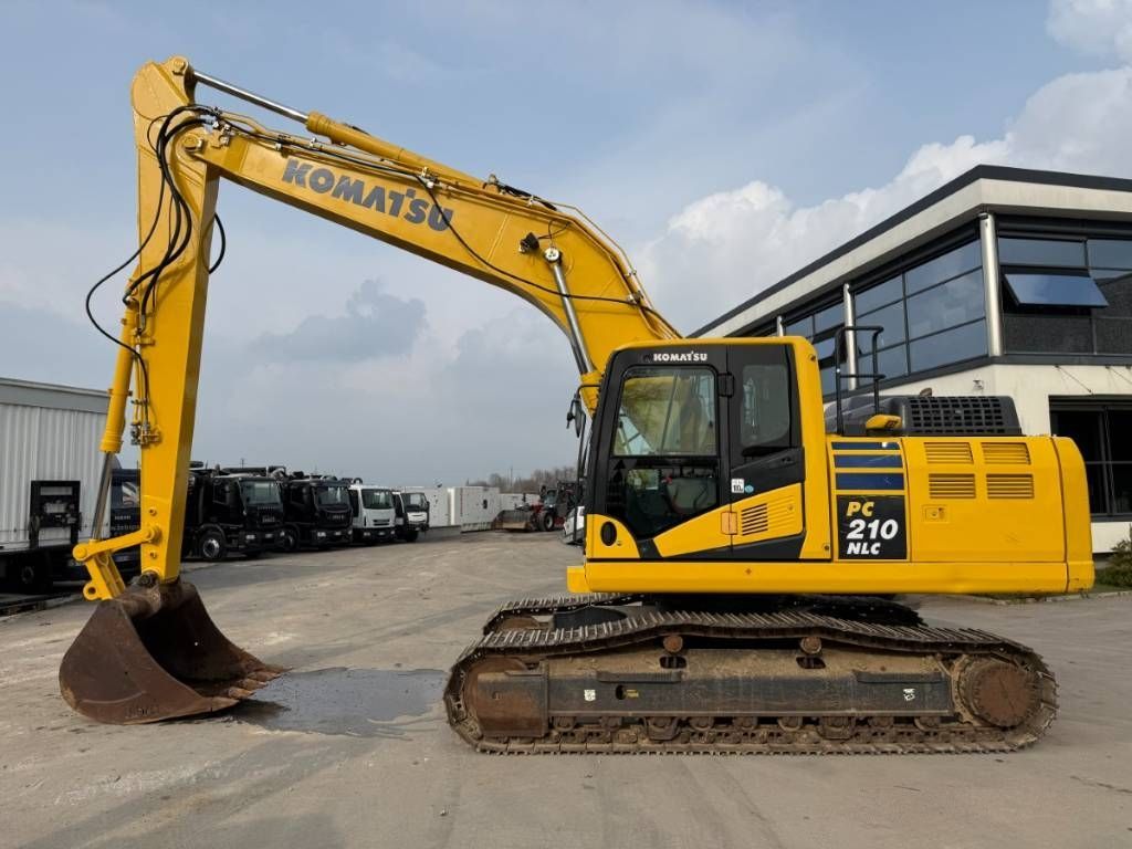 KOMATSU pc 210 nlc-11 Crawler excavator