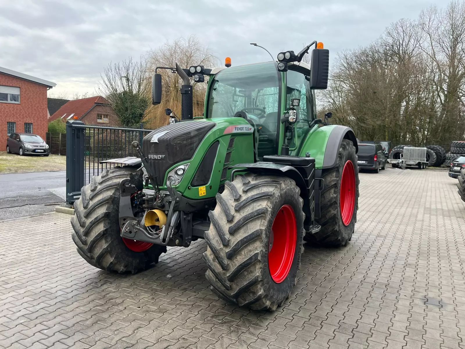 Fendt 722 Vario Profi+ Tractor €78,500