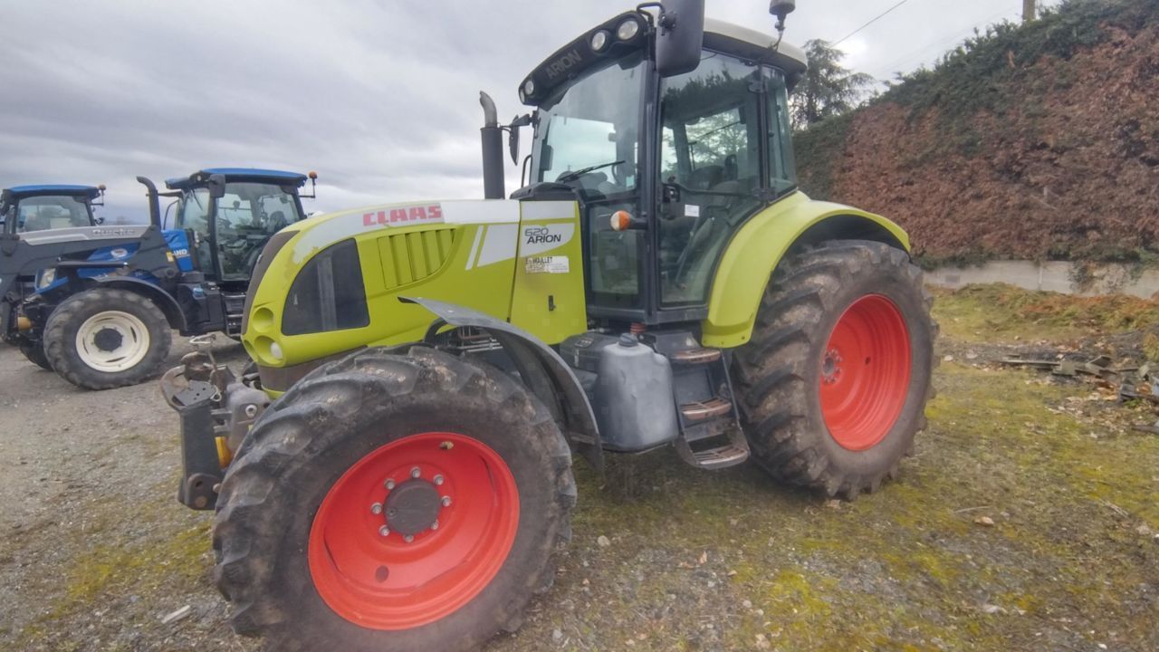 Claas Arion 620 Трактор 35 000 €