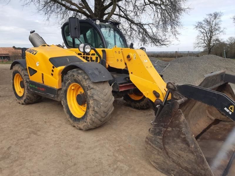 E-FARM: Dieci agri plus 40.7 vs - Chargeur télescopique  - id WGGYCR4 - 39 000 € - Année: 2018 - Lecture du nombre d'heure: 4 200,France