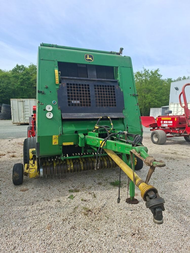John Deere 582 Bálázó 5000 EUR