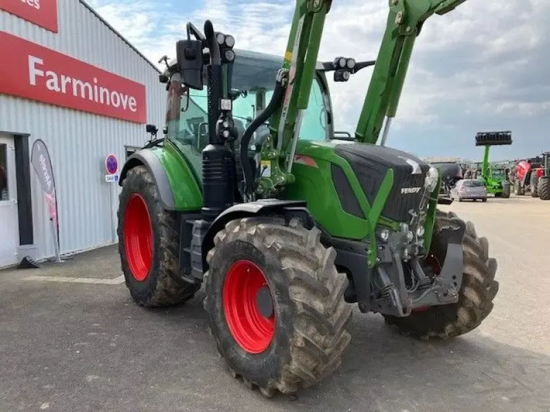 E-FARM: Fendt 312 Vario - Tractor - id 7C7PI29 - €85,000 - Year of construction: 2020 - Engine hours: 4,200,Engine power (HP): 120,France