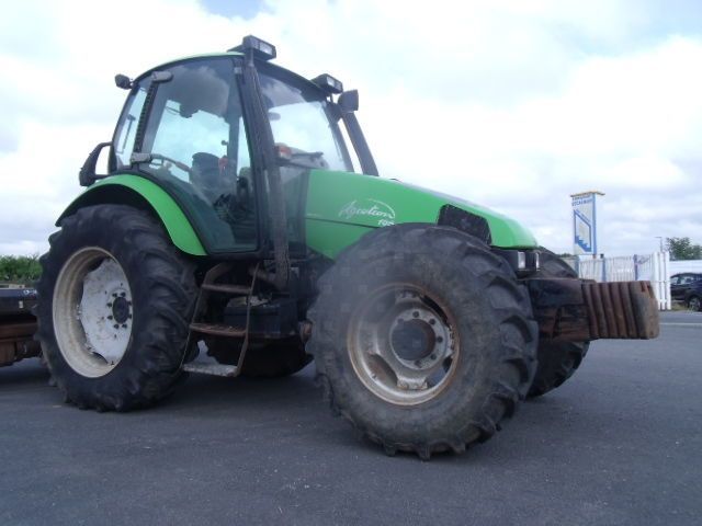 Deutz-Fahr AgroTron 106 Traktor 17 300 €