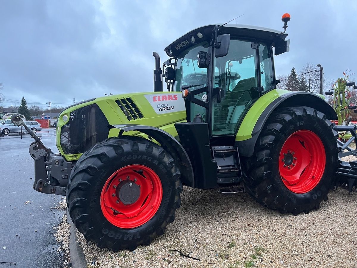 Claas Arion 640 Tractor 43.000 EUR