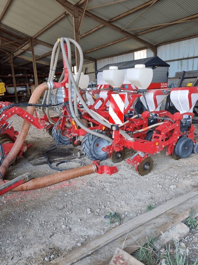 E-FARM: Kverneland - Maszyna do siewu punktowego - id 9BGBRTZ - 15 600 € - Rok produkcji: 2017 - Francja