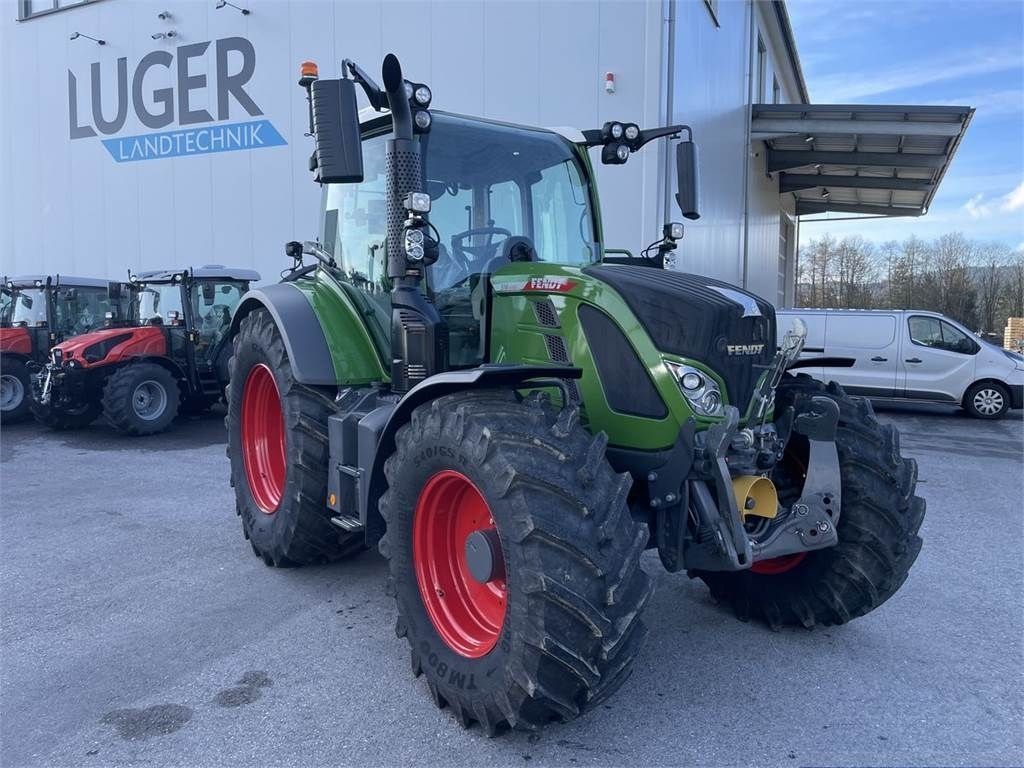 E-FARM: Fendt 516 Vario Profi+ - Traktor - id UVXLBWK - 151.583 € - Baujahr: 2024 - Abgelesene Motorstunden: 56,Motorleistung (PS): 171,Österreich