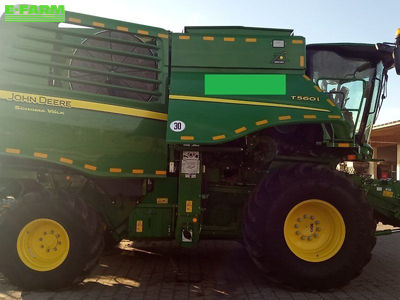 E-FARM: John Deere T 560 i - Κομπίνα - id KUEMJ7C - 215.000 € - Χρονία: 2022 - Μετρητής ωρών: 311,Ισχύς κινητήρα: 387,Γερμανία