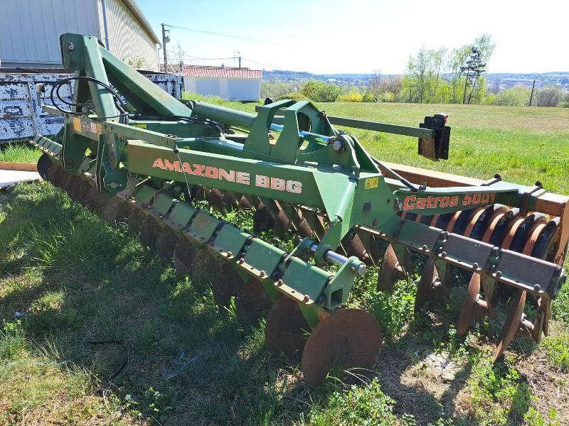 E-FARM: Amazone catros 5001-2 - Cultivador - id V6F1HDK - 14.000 € - Año: 2005 - Francia
