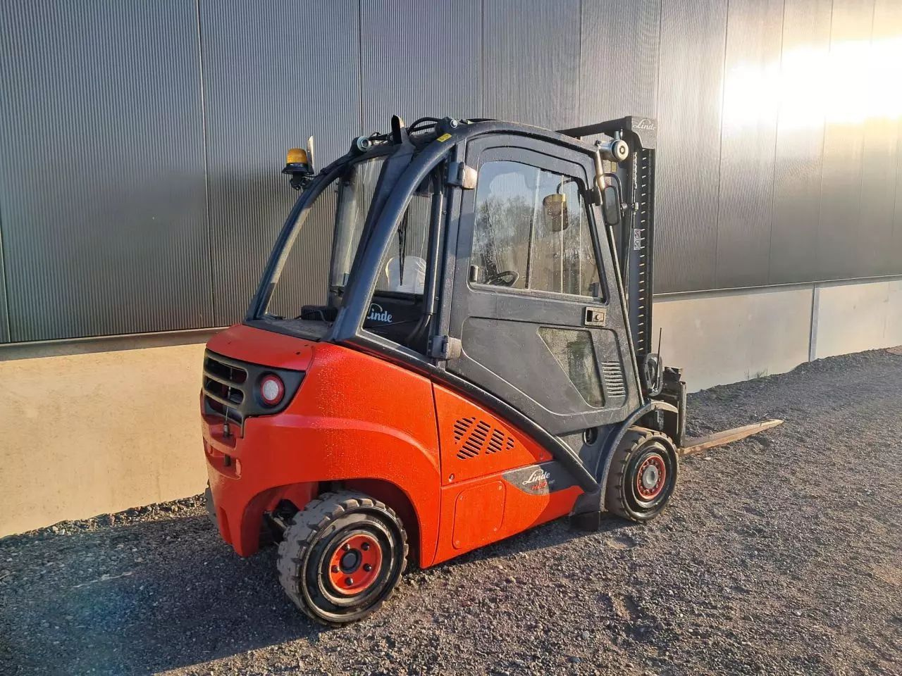 Linde H20D EVO Вилочный погрузчик 12 000 €