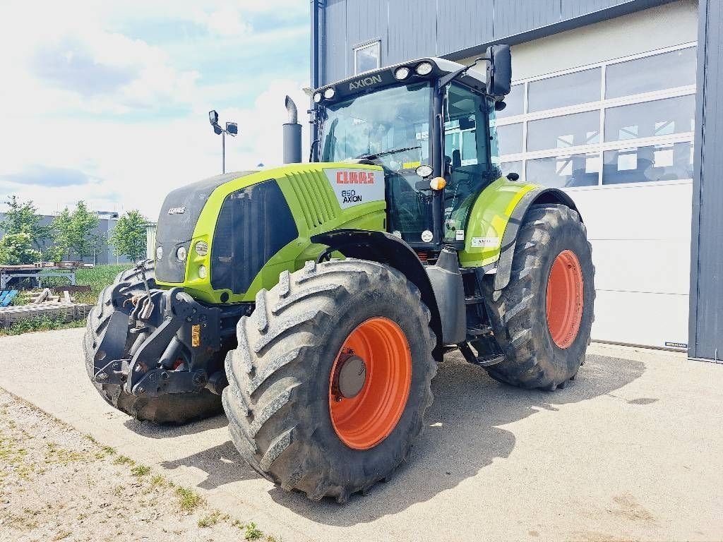 E-FARM: Claas Axion 850 - Tractor - id J7TXGF6 - €50,100 - Year of construction: 2011 - Engine hours: 5,436,Engine power (HP): 250,Hungary