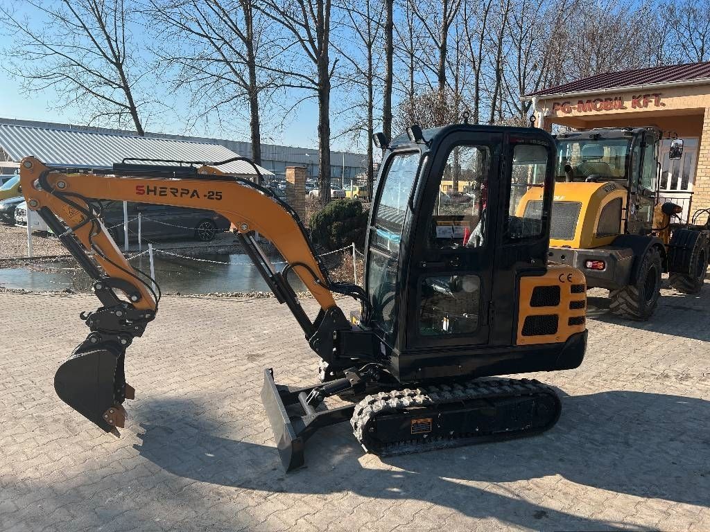 E-FARM: sherpa we25 forgó kotró - Mini kotrógép - id 3WV3HSU - 15 848 EUR - Gyártási év: 2024 - Magyarország