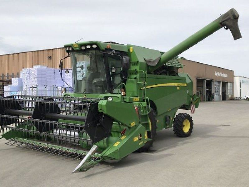 John Deere W 330 Combine harvester €65,546