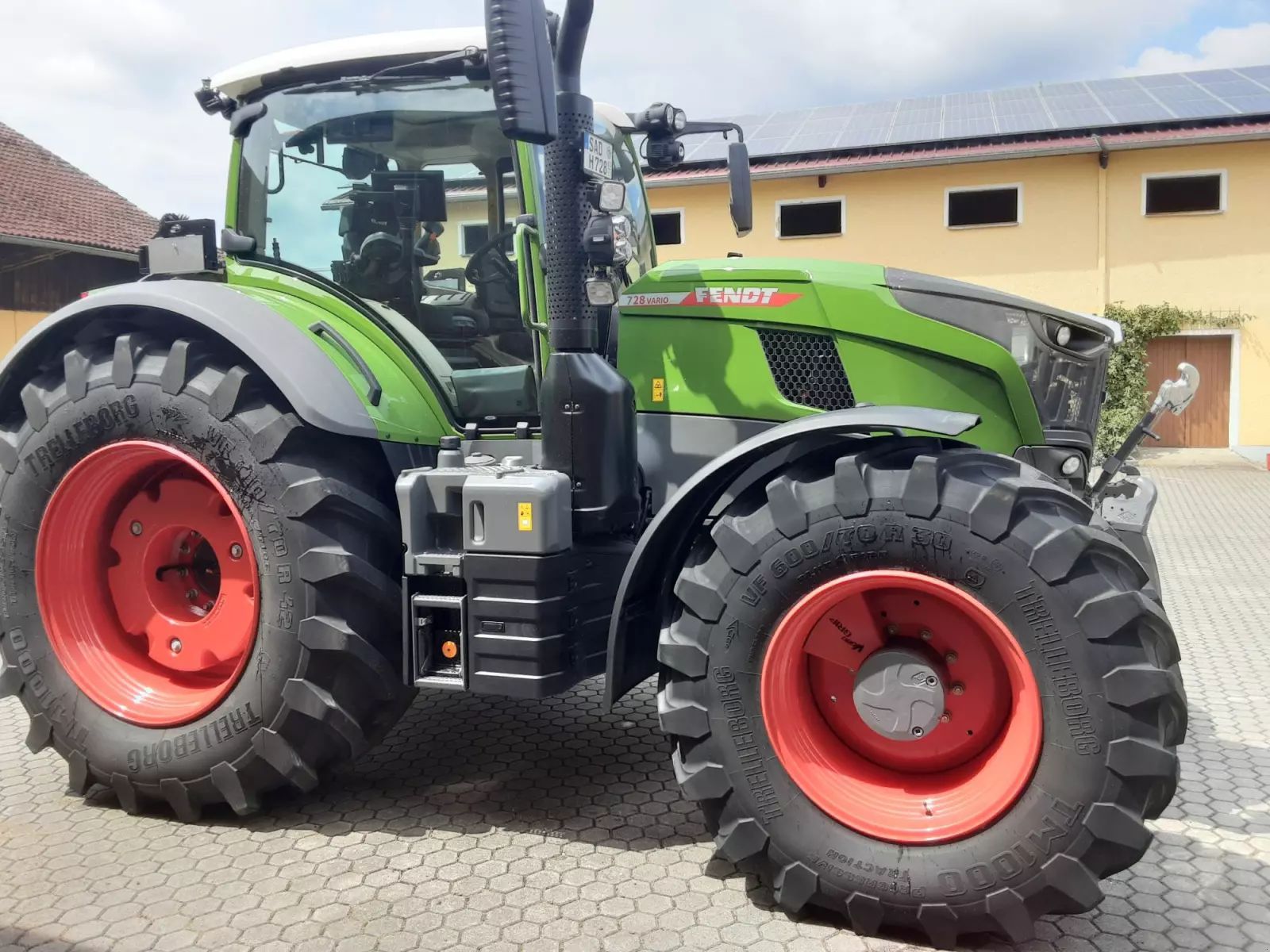 Fendt 728 Vario Profi Plus Traktor 265 000 EUR